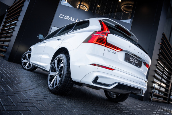 Volvo XC60 2.0 Recharge T8 AWD R-Design - Luchtvering | Panorama | H&K | Memory | 360 Camera