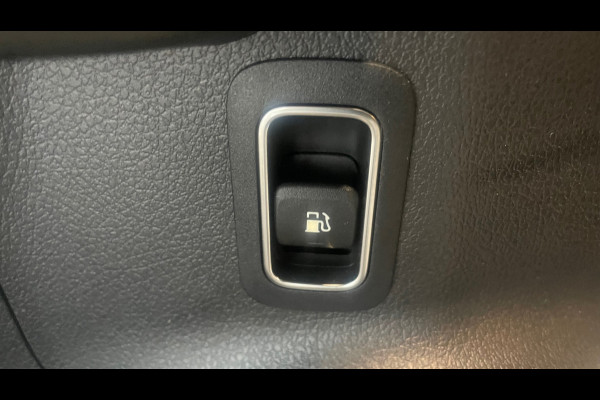 Mercedes-Benz B-Klasse 250 e Business Line, Navigatie, Climate control, Camera, Cruise control, Lichtmetaal.