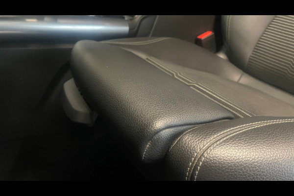 Mercedes-Benz B-Klasse 250 e Business Line, Navigatie, Climate control, Camera, Cruise control, Lichtmetaal.