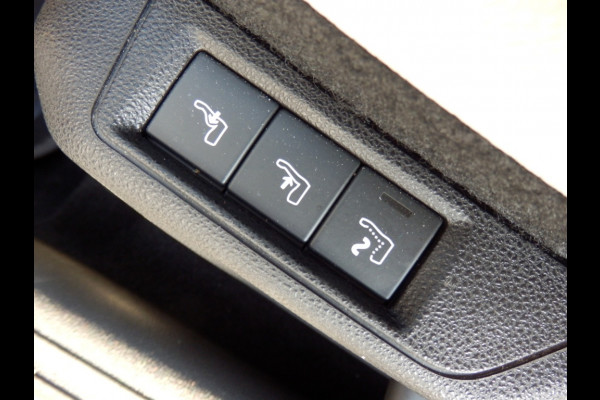 Fiat 600 101PK Hybrid La Prima | 360 camera | Massagestoel | Compleet |