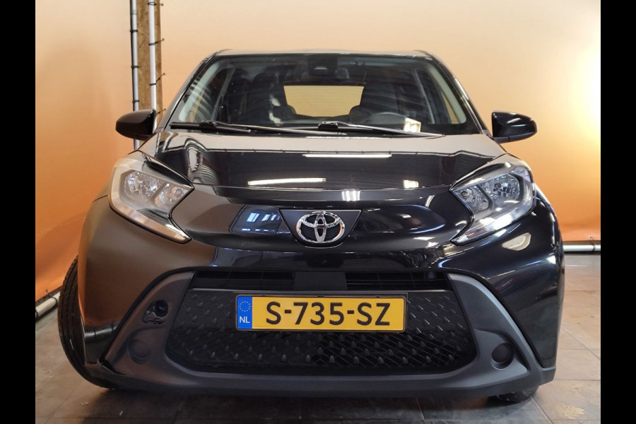 Toyota Aygo X 1.0 VVT-i MT Play led | adaptive cruise
