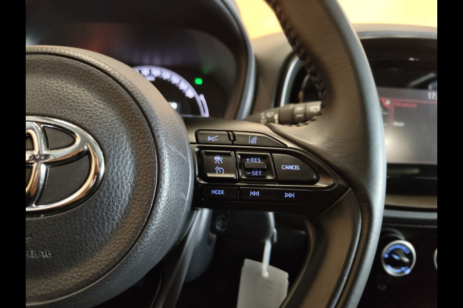 Toyota Aygo X 1.0 VVT-i MT Play led | adaptive cruise