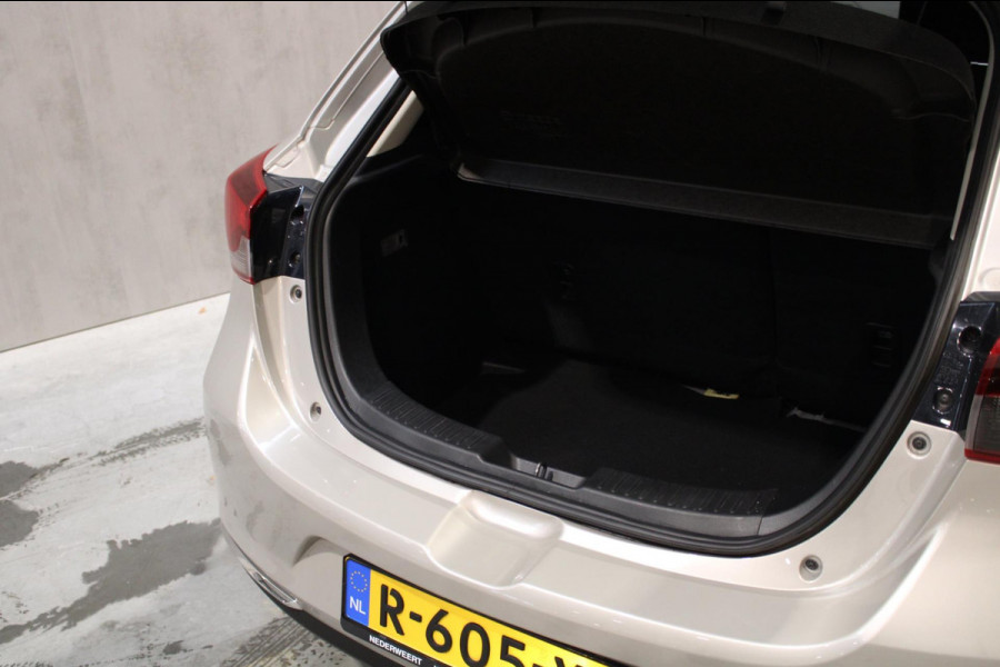 Mazda 2 1.5 Skyactiv-G Sportive Carplay/Camera/Cruise Prijs is Rijklaar incl 12 maanden bovag