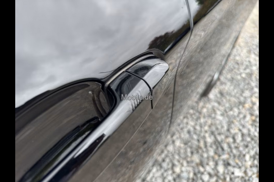 BMW X1 xDrive25e ** NAVI+, KEYLESS, STANDK, CAMERA, SPIEGELPACK, STOELVERW ** 1e EIG - UNFALLFREI - VOL. BMW ONDERH ** ** INFORMEER OOK NAAR ONZE AANTREKKELIJKE FINANCIAL-LEASE TARIEVEN **