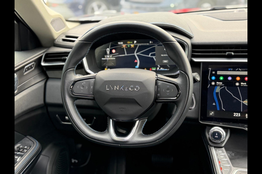 Lynk & Co 01 1.5 Zwart AUT NAVI CAMERA LM NAP 1e Eig!