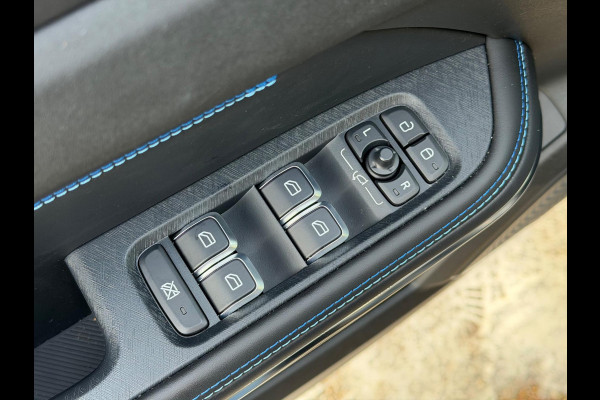 Lynk & Co 01 1.5 Zwart AUT NAVI CAMERA LM NAP 1e Eig!