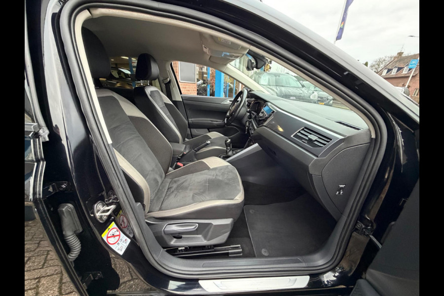Volkswagen Polo 1.0 TSI Highline Business R 2018 NAVI NAP!