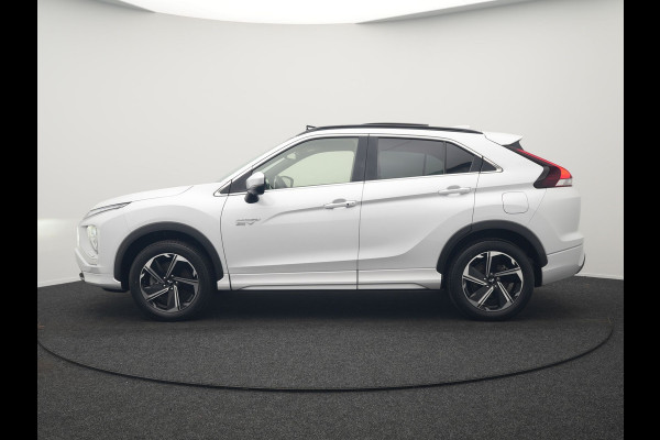 Mitsubishi Eclipse Cross 2.4 Instyle Plug In Hybrid 188pk Dealer O.H. | Trekhaak Afn. | Panodak | Head Up | Adaptive Cruise | 360 Camera | Lederen Sportstoelen & Stuur Verwarmd | Keyless | Blis |