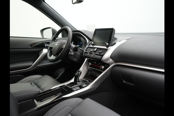 Mitsubishi Eclipse Cross 2.4 Instyle Plug In Hybrid 188pk Dealer O.H. | Trekhaak Afn. | Panodak | Head Up | Adaptive Cruise | 360 Camera | Lederen Sportstoelen & Stuur Verwarmd | Keyless | Blis |