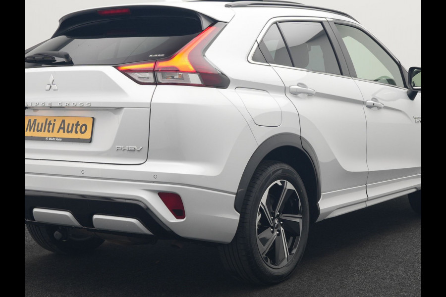 Mitsubishi Eclipse Cross 2.4 Instyle Plug In Hybrid 188pk Dealer O.H. | Trekhaak Afn. | Panodak | Head Up | Adaptive Cruise | 360 Camera | Lederen Sportstoelen & Stuur Verwarmd | Keyless | Blis |