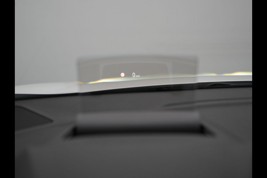 Mitsubishi Eclipse Cross 2.4 Instyle Plug In Hybrid 188pk Dealer O.H. | Trekhaak Afn. | Panodak | Head Up | Adaptive Cruise | 360 Camera | Lederen Sportstoelen & Stuur Verwarmd | Keyless | Blis |