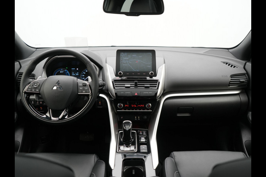 Mitsubishi Eclipse Cross 2.4 Instyle Plug In Hybrid 188pk Dealer O.H. | Trekhaak Afn. | Panodak | Head Up | Adaptive Cruise | 360 Camera | Lederen Sportstoelen & Stuur Verwarmd | Keyless | Blis |