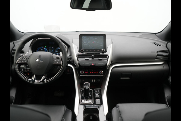 Mitsubishi Eclipse Cross 2.4 Instyle Plug In Hybrid 188pk Dealer O.H. | Trekhaak Afn. | Panodak | Head Up | Adaptive Cruise | 360 Camera | Lederen Sportstoelen & Stuur Verwarmd | Keyless | Blis |