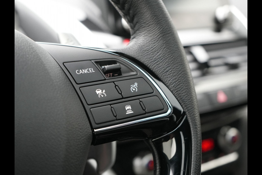 Mitsubishi Eclipse Cross 2.4 Instyle Plug In Hybrid 188pk Dealer O.H. | Trekhaak Afn. | Panodak | Head Up | Adaptive Cruise | 360 Camera | Lederen Sportstoelen & Stuur Verwarmd | Keyless | Blis |