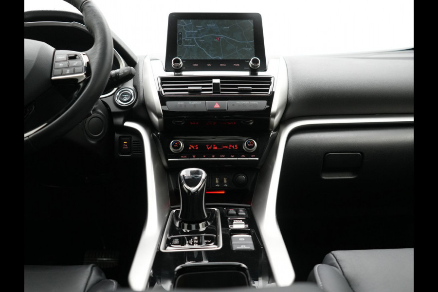 Mitsubishi Eclipse Cross 2.4 Instyle Plug In Hybrid 188pk Dealer O.H. | Trekhaak Afn. | Panodak | Head Up | Adaptive Cruise | 360 Camera | Lederen Sportstoelen & Stuur Verwarmd | Keyless | Blis |
