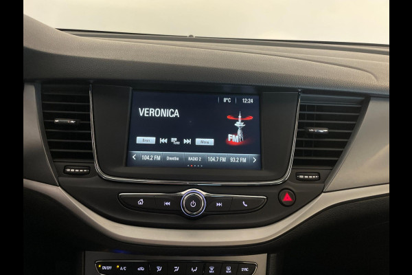 Opel Astra Sports Tourer 1.2 Edition 110PK AIRCO CRUISE NAVI BLUETOOTH PDC CAMERA SPORTVELGEN TREKHAAK LAGE KM ZEER NETTE AUTO