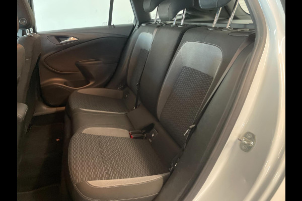 Opel Astra Sports Tourer 1.2 Edition 110PK AIRCO CRUISE NAVI BLUETOOTH PDC CAMERA SPORTVELGEN TREKHAAK LAGE KM ZEER NETTE AUTO