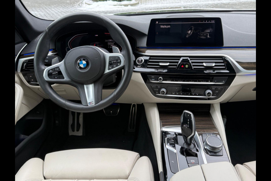 BMW 5 Serie 520i Automaat M sport pakket, vol leder, schuifdak, 1 e eigenaar, dealer onderhouden, NL auto met nap