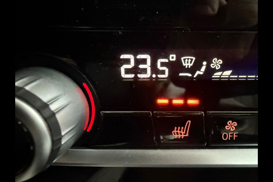 BMW 5 Serie 520i Automaat M sport pakket, vol leder, schuifdak, 1 e eigenaar, dealer onderhouden, NL auto met nap