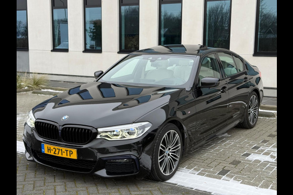 BMW 5 Serie 520i Automaat M sport pakket, vol leder, schuifdak, 1 e eigenaar, dealer onderhouden, NL auto met nap