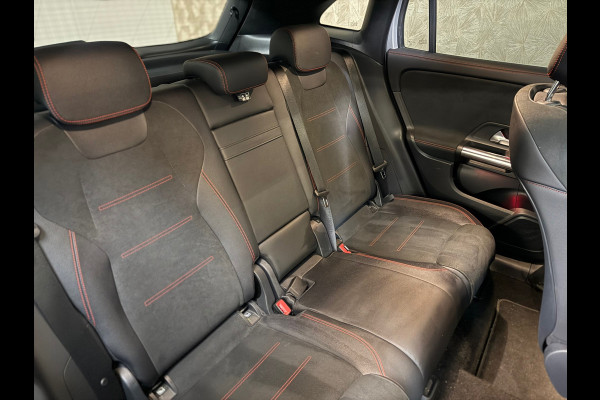 Mercedes-Benz GLA 250 e Business Solution AMG Limited | Pano | Sfeerverlichting | ACC | Stoelverwarming