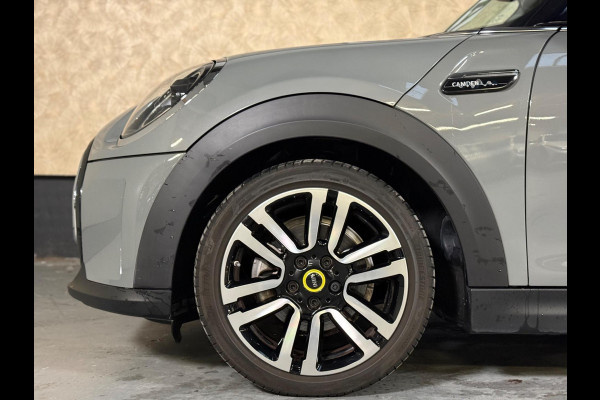 MINI Mini Electric Camden Plus Edition 33 kWh | Pano | Keyless | Camera | Sfeerverlichting