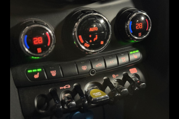 MINI Mini Electric Camden Plus Edition 33 kWh | Pano | Keyless | Camera | Sfeerverlichting