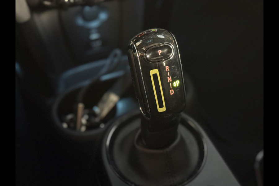 MINI Mini Electric Camden Plus Edition 33 kWh | Pano | Keyless | Camera | Sfeerverlichting