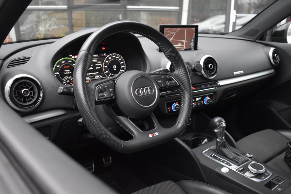 Audi A3 Sportback 40 e-tron Advance Sport S-line Lane ACC Trekhaak