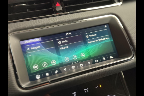 Land Rover Range Rover Evoque 2.0 P200 AWD R-Dynamic HSE | Pano | Leer | Stoel-/Stuur-verwarming | Camera | Carplay