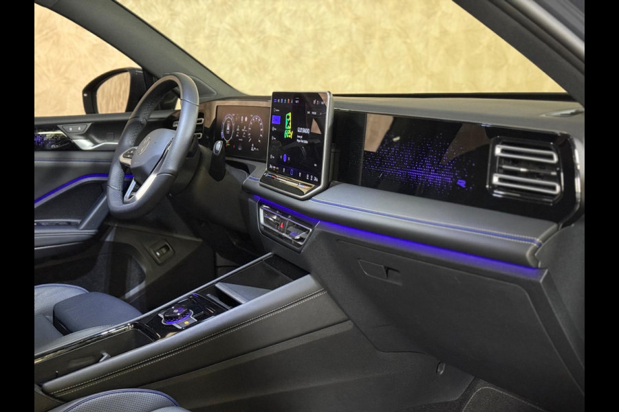 Volkswagen Tiguan 1.5 eHybrid R-Line Edition | pano | stoel-verkoeling/verwarming | Keyless | 3x s-Line | 360 camera | Massage