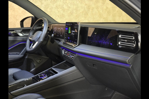 Volkswagen Tiguan 1.5 eHybrid R-Line Edition | pano | stoel-verkoeling/verwarming | Keyless | 3x s-Line | 360 camera | Massage