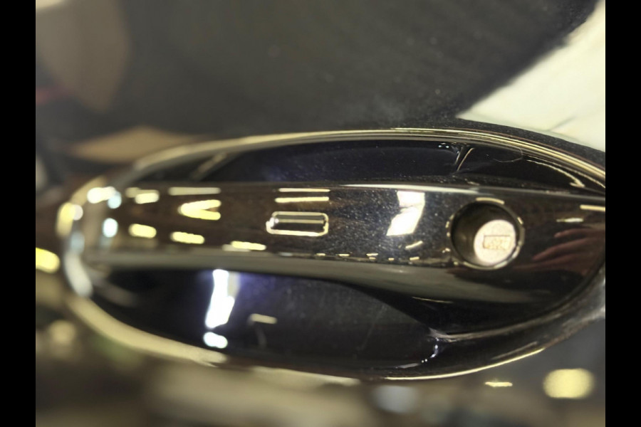 Volkswagen Tiguan 1.5 eTSI R-Line Edition |Pano |Keyless | 360 Camera | Massage | Sfeerverlichting