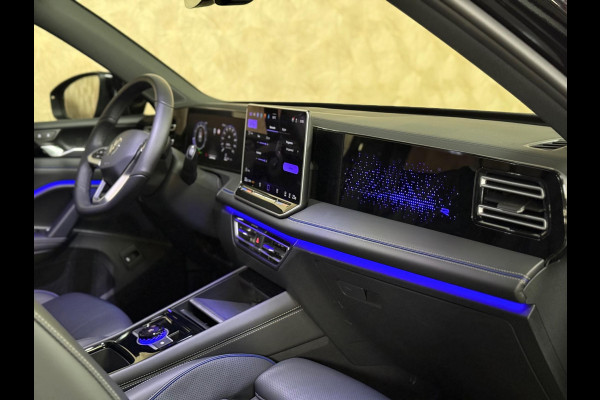 Volkswagen Tiguan 1.5 eTSI R-Line Edition |Pano |Keyless | 360 Camera | Massage | Sfeerverlichting