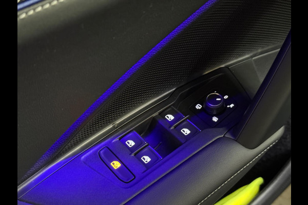 Volkswagen Tiguan 1.5 eTSI R-Line Edition |Pano |Keyless | 360 Camera | Massage | Sfeerverlichting