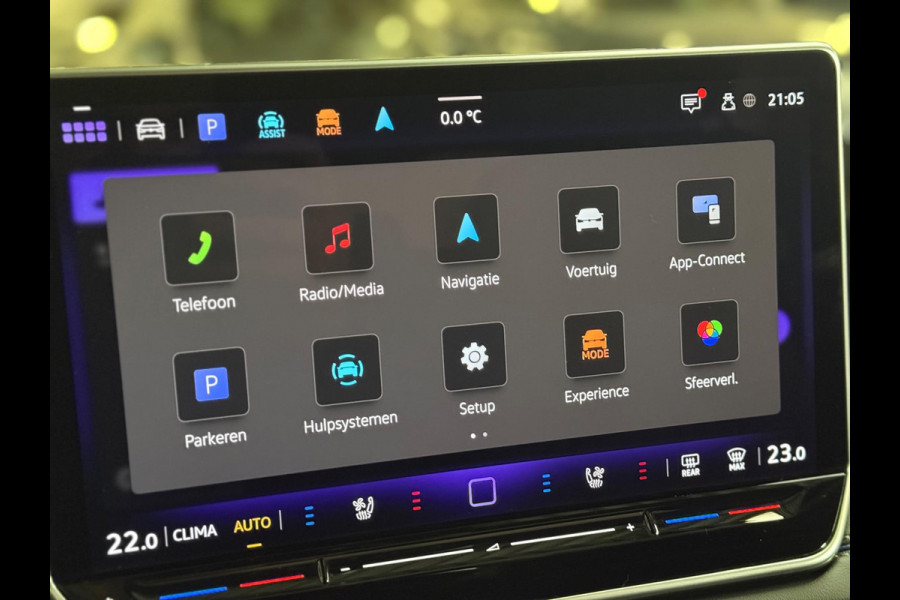 Volkswagen Tiguan 1.5 eTSI R-Line Edition |Pano |Keyless | 360 Camera | Massage | Sfeerverlichting