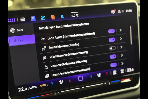 Volkswagen Tiguan 1.5 eTSI R-Line Edition |Pano |Keyless | 360 Camera | Massage | Sfeerverlichting