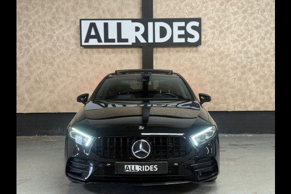 Mercedes-Benz A-Klasse 200 Business Solution AMG | Pano | 19 inch | Camera | Sfeerverlichting | Burmester