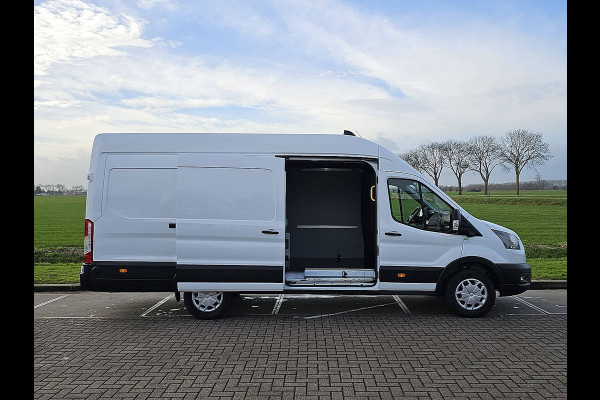 Ford Transit 350 2.0 TDCI L4H3 Trend RWD 360Camera Navi Euro6 Verlengde-Fabrieksgarantie 130Pk Maxi!