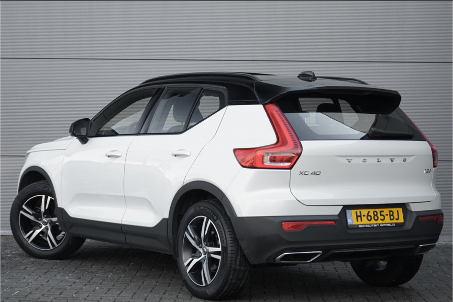 Volvo XC40 1.5 T3 R-Design Automaat Pano Camera Trekhaak