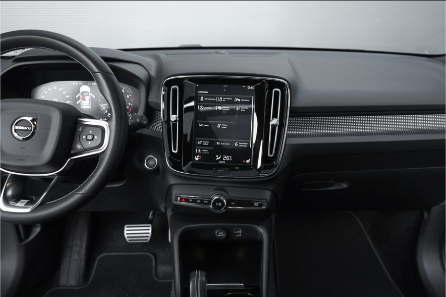 Volvo XC40 1.5 T3 R-Design Automaat Pano Camera Trekhaak