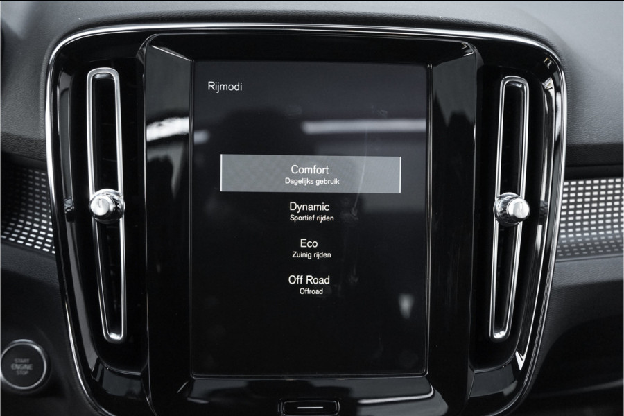 Volvo XC40 1.5 T3 R-Design Automaat Pano Camera Trekhaak