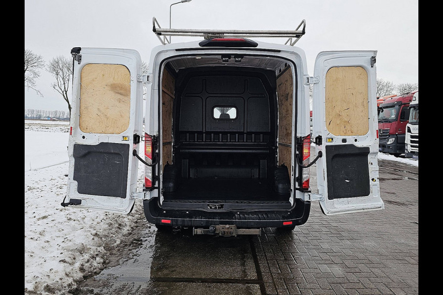 Ford Transit 330 2.0 TDCI L2H2 DC Airco Euro6 Imperiaal-Trap Trekhaak Stoelverwarming!