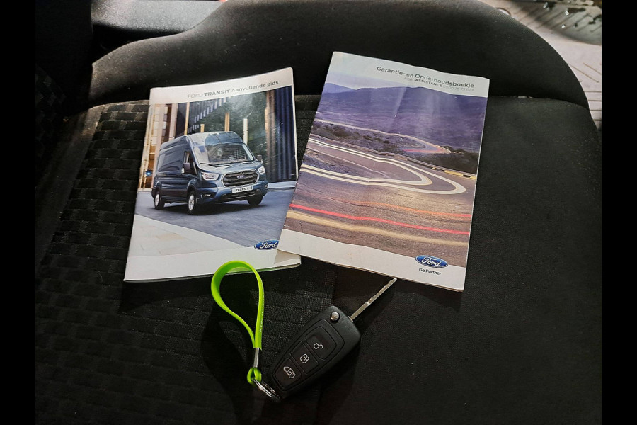 Ford Transit 330 2.0 TDCI L2H2 DC Airco Euro6 Imperiaal-Trap Trekhaak Stoelverwarming!