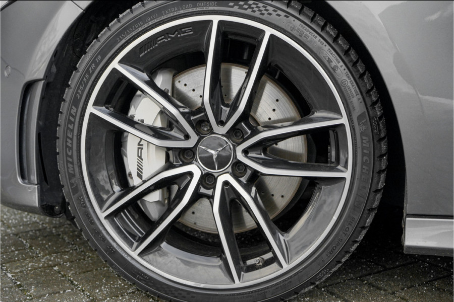Mercedes-Benz A-Klasse AMG 35 4MATIC Limousine Night Burmester HUD Stoelverw