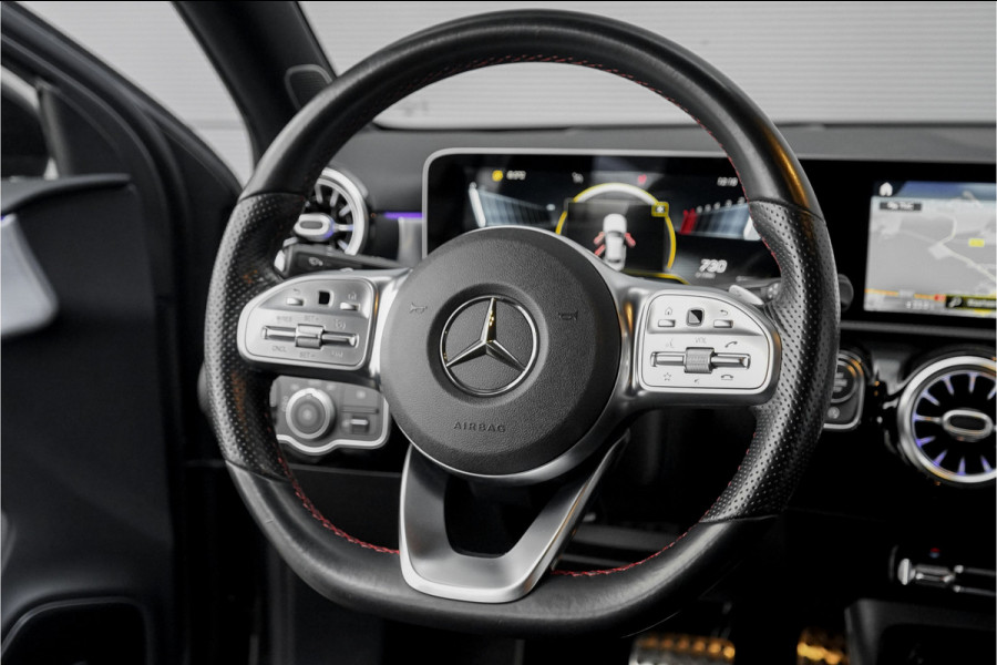 Mercedes-Benz A-Klasse AMG 35 4MATIC Limousine Night Burmester HUD Stoelverw