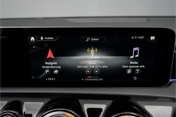 Mercedes-Benz A-Klasse AMG 35 4MATIC Limousine Night Burmester HUD Stoelverw