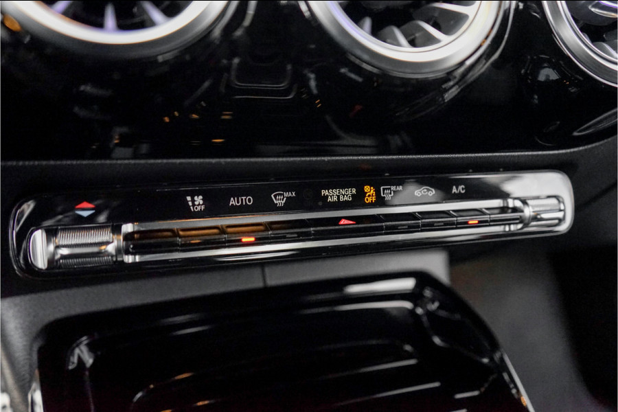 Mercedes-Benz A-Klasse AMG 35 4MATIC Limousine Night Burmester HUD Stoelverw