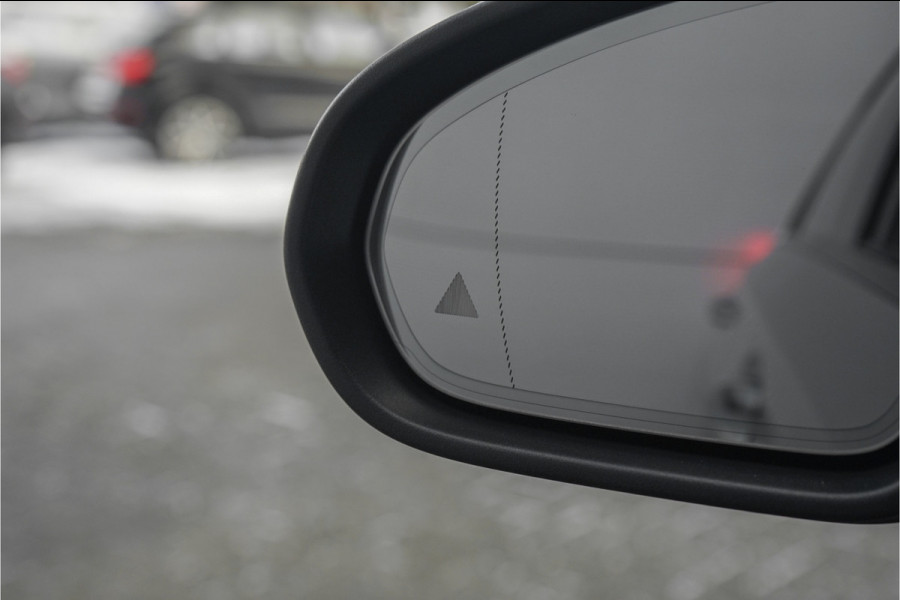 Mercedes-Benz A-Klasse AMG 35 4MATIC Limousine Night Burmester HUD Stoelverw