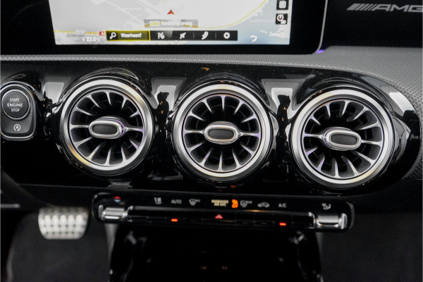Mercedes-Benz A-Klasse AMG 35 4MATIC Limousine Night Burmester HUD Stoelverw